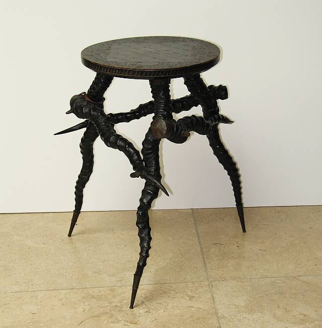 Horn Base Tabouret